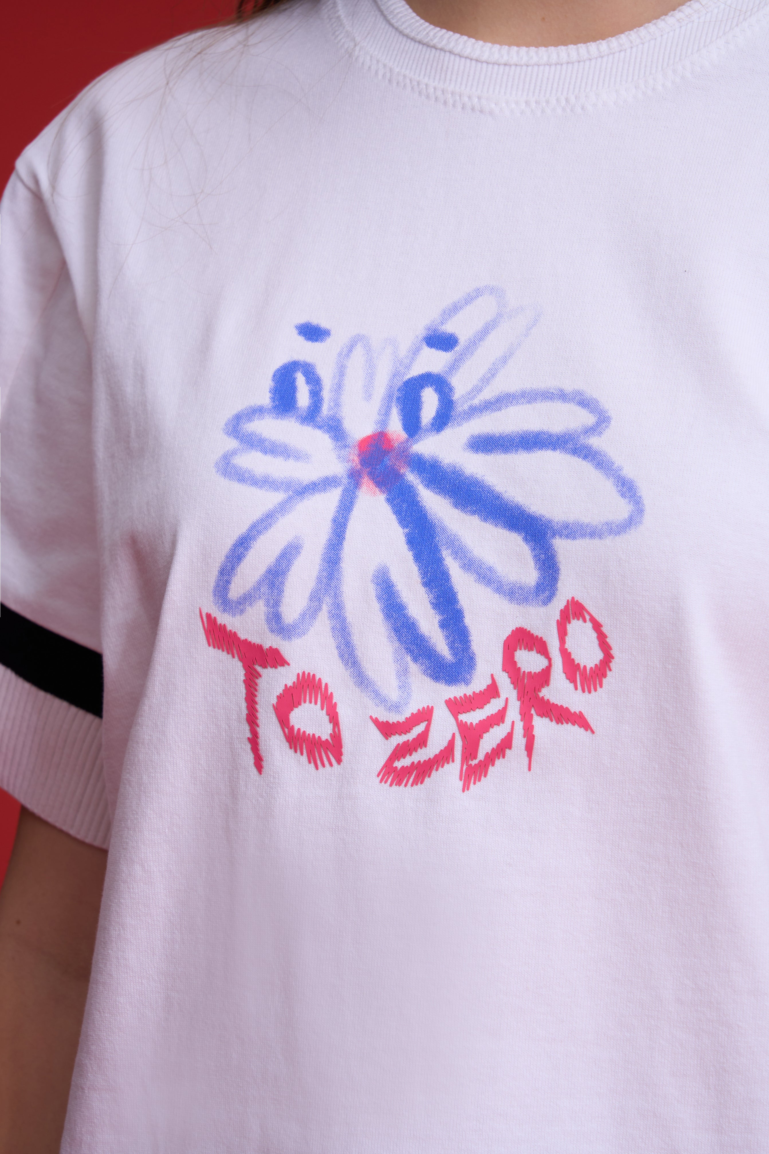 TO ZERO 'Spray Flower' T-SHIRT (WHITE)