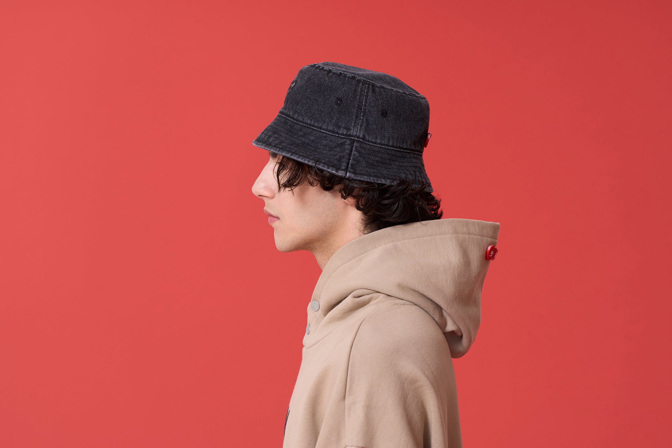 'TO HUG SOMEONE I LOVE' DENIM BUCKET HAT