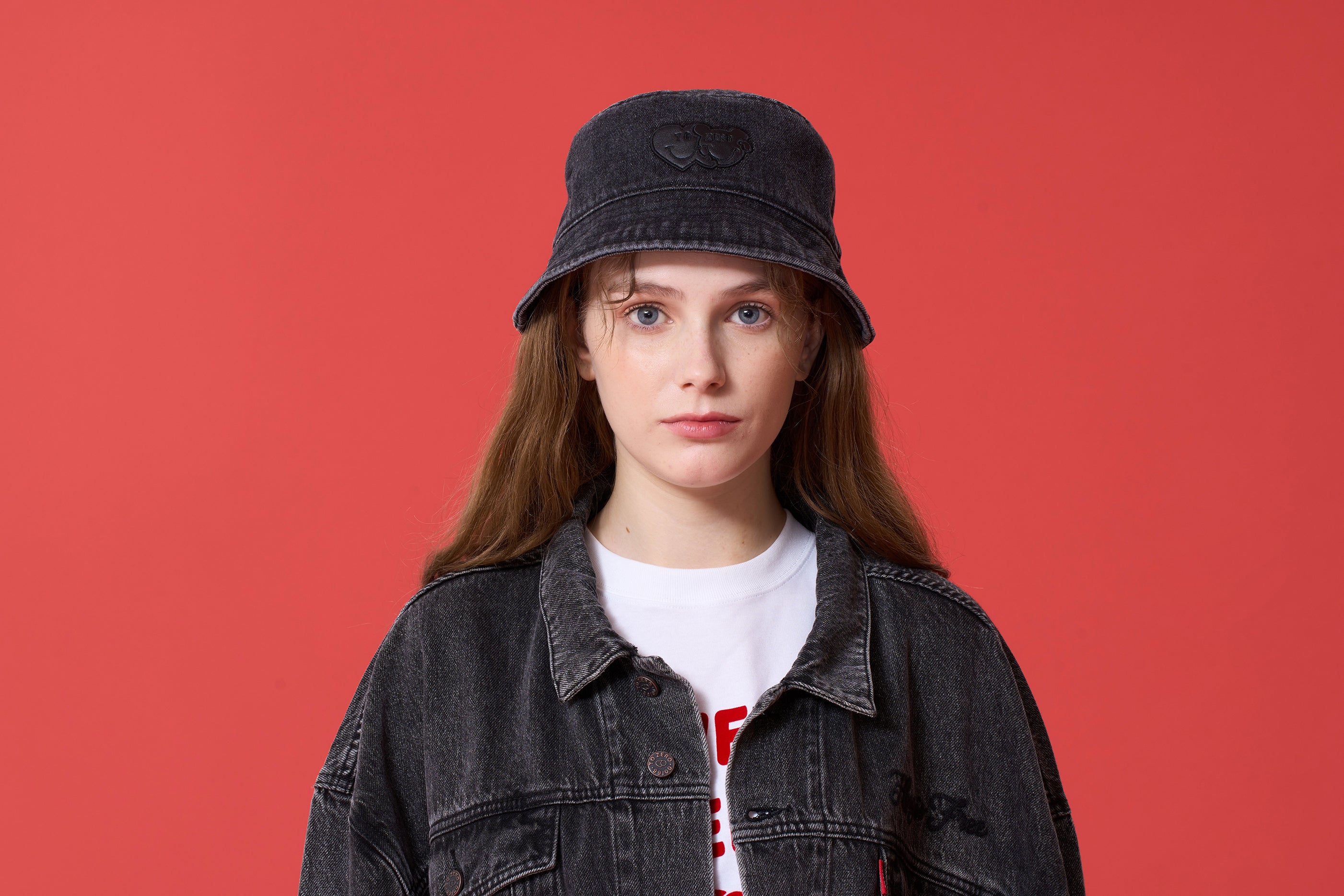 'TO HUG SOMEONE I LOVE' DENIM BUCKET HAT