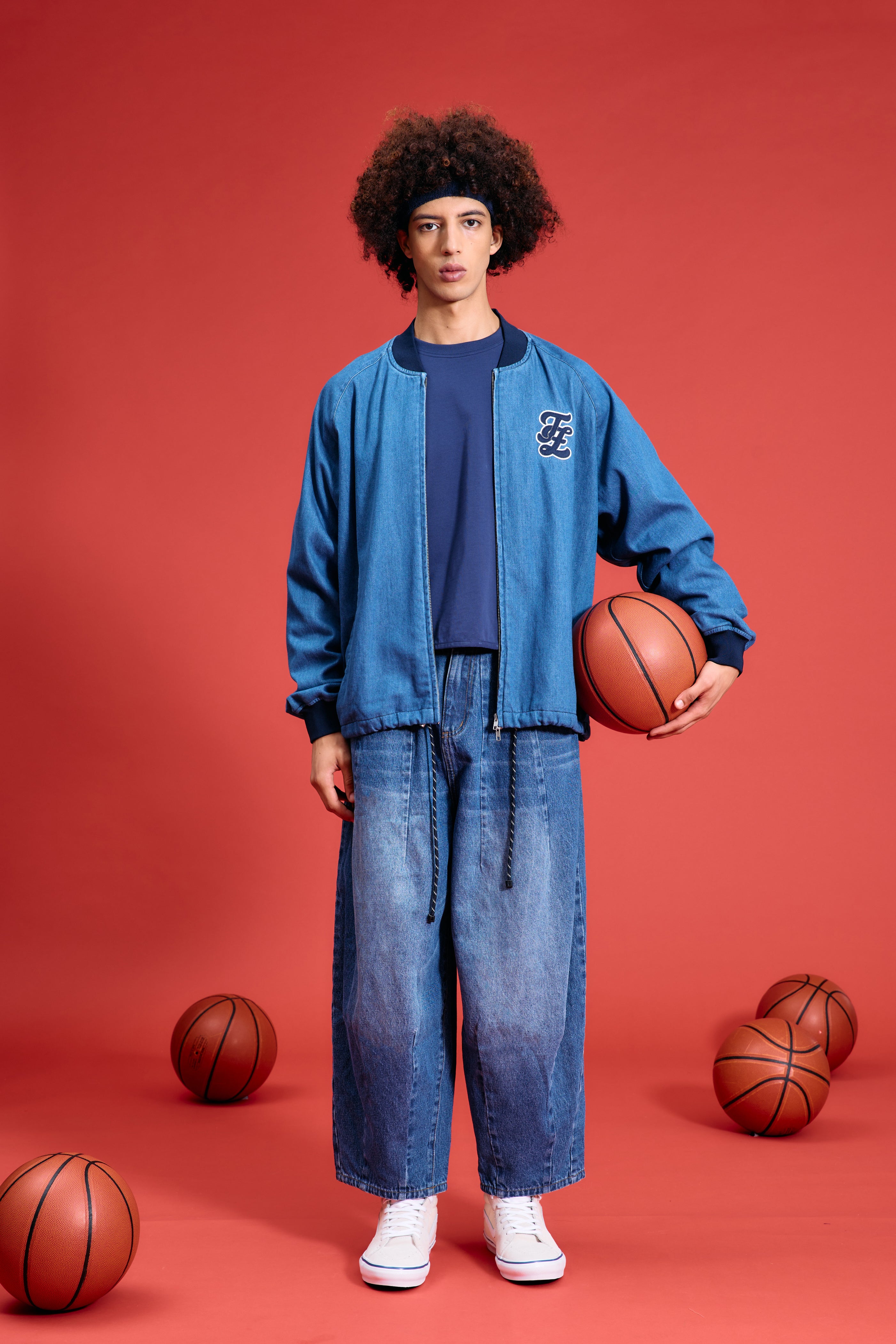 TO ZERO 'TZ VARSITY' 棒球夾克 (洗水藍色)