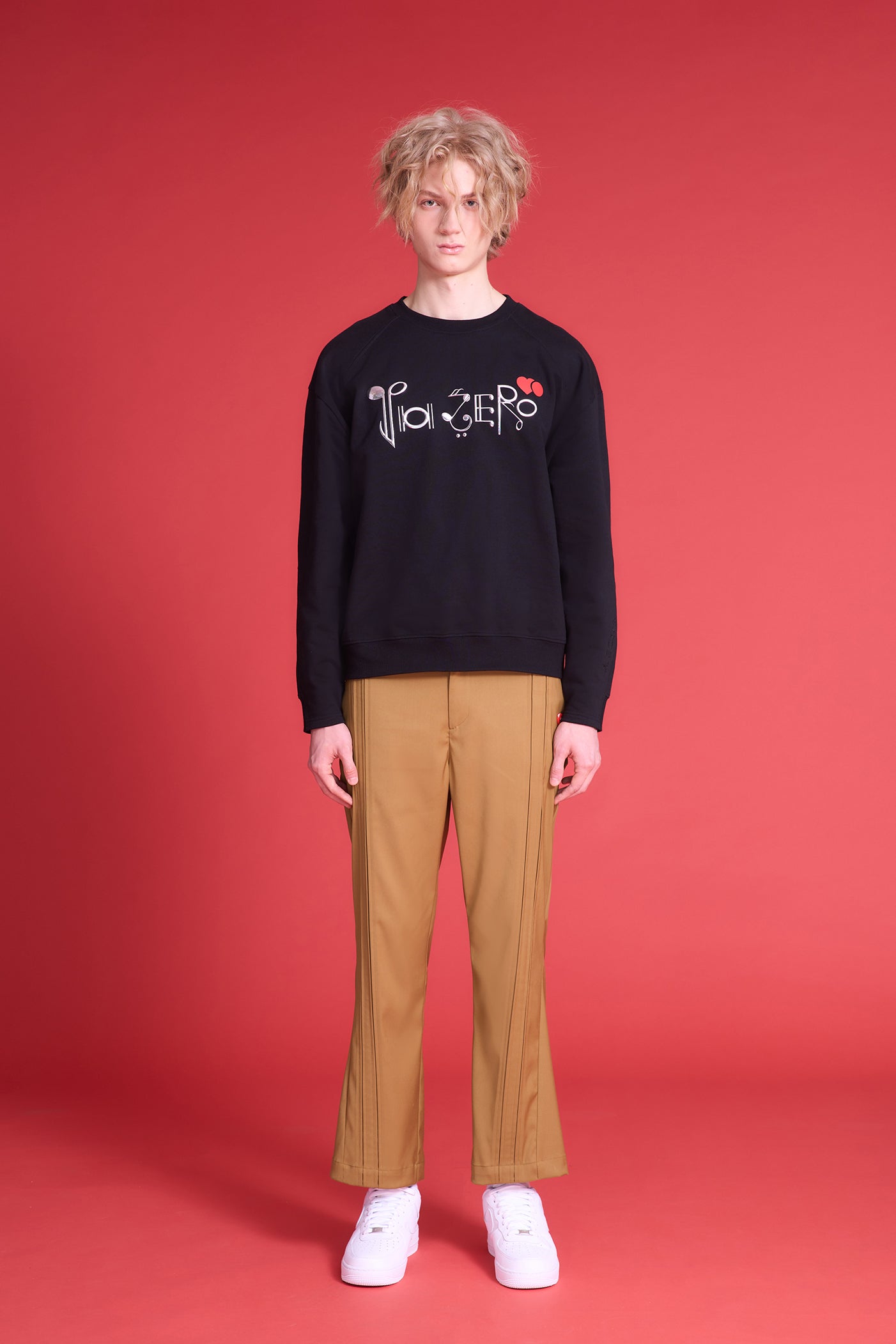 TO ZERO 3D MUSICAL NOTE GRAPHIC TOP (BLACK)