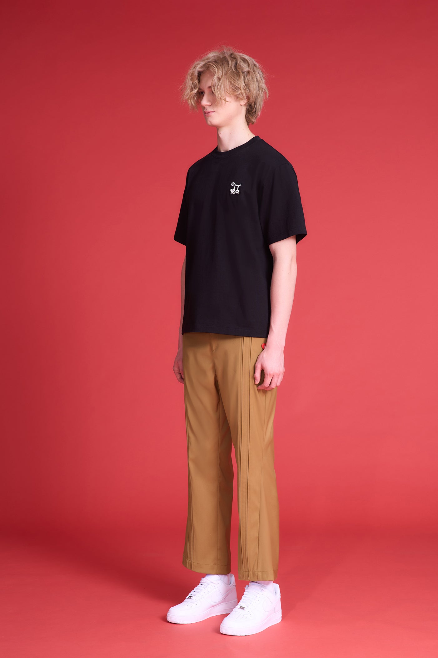 'Music Buddy' T-SHIRT (BLACK)