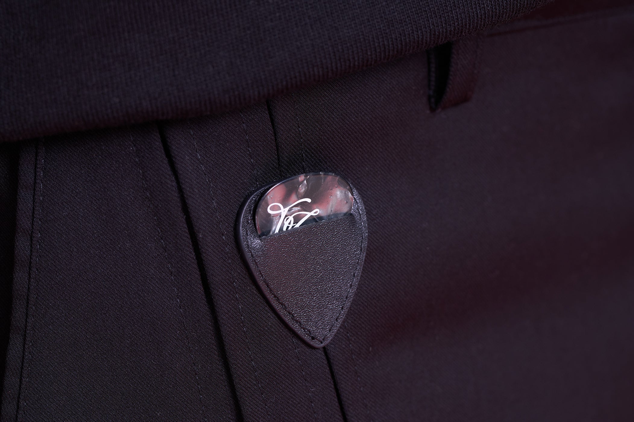 TO ZERO GUITAR PICK & LEATHER POUCH FLARE PANTS (BLACK)