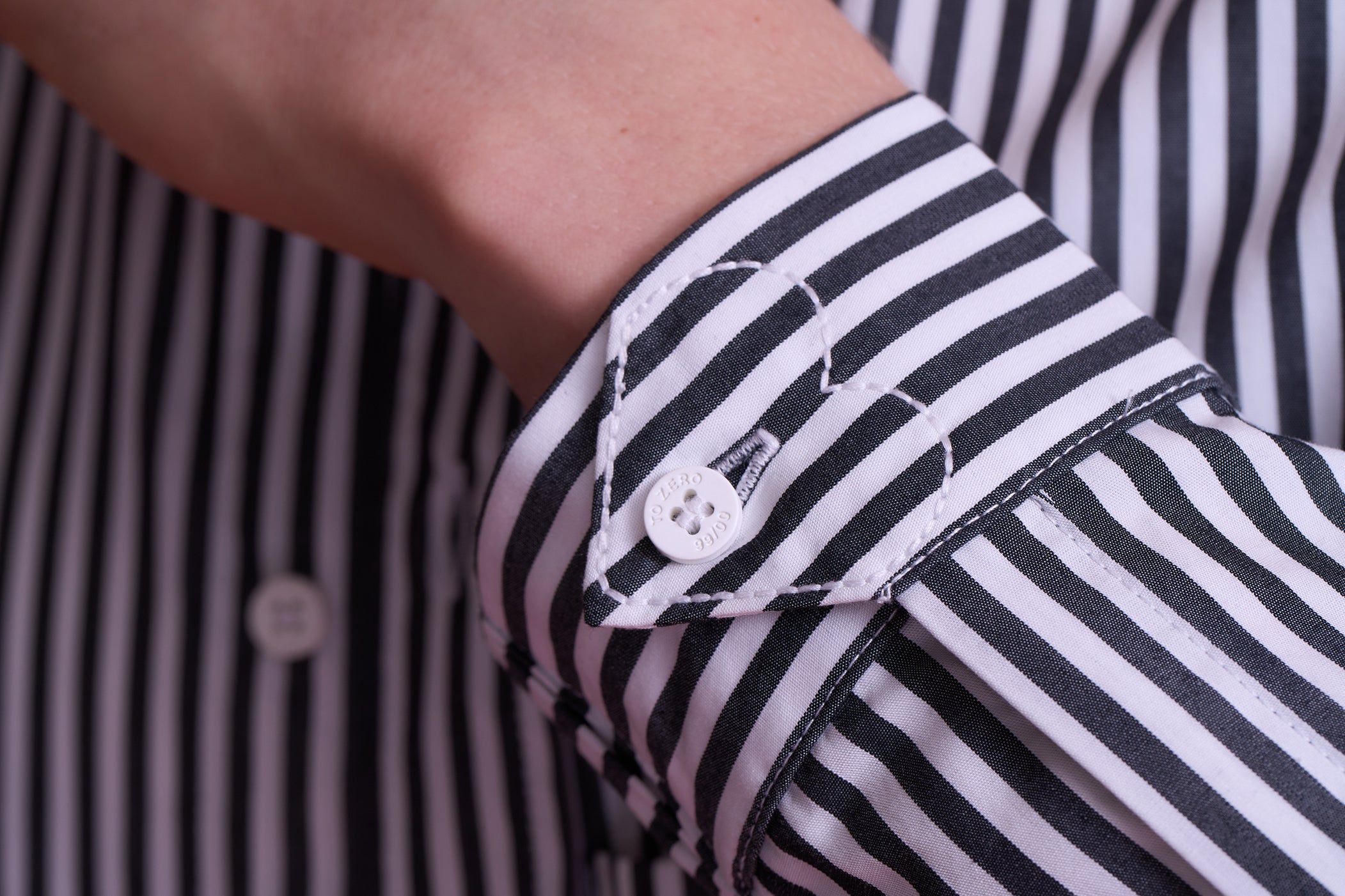 TO ZERO MUSICAL NOTE EMBROIDERED SHACKET