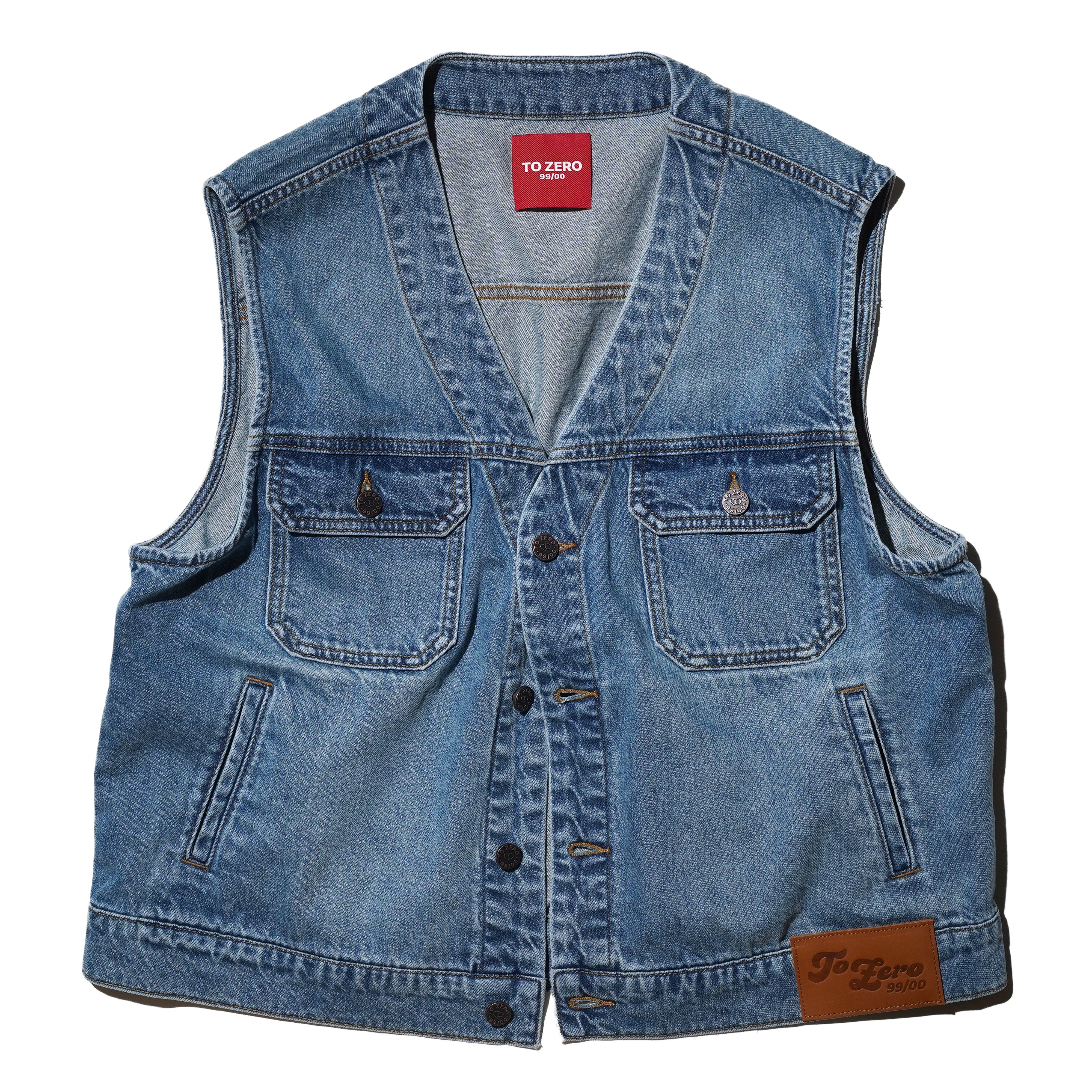 TO ZERO 'NOT A JEANS' 皮章貼飾V領牛仔馬甲