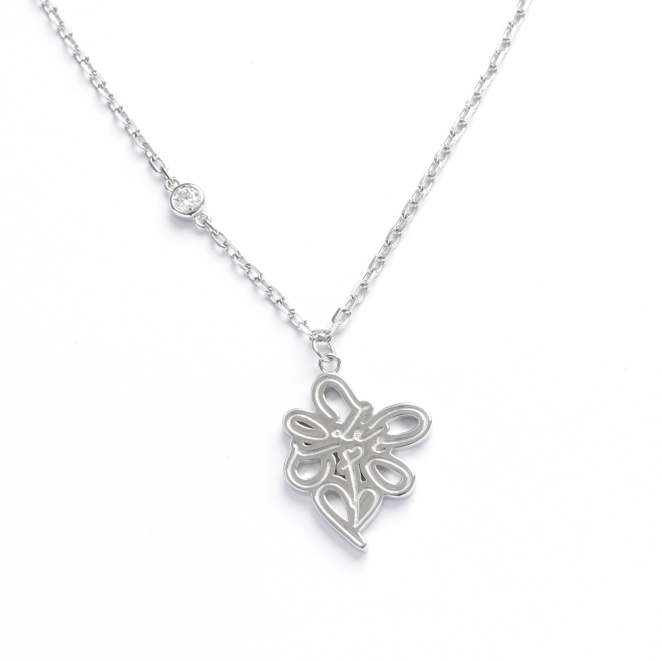 THE PETALS OF LOVE' SILVER NECKLACE
