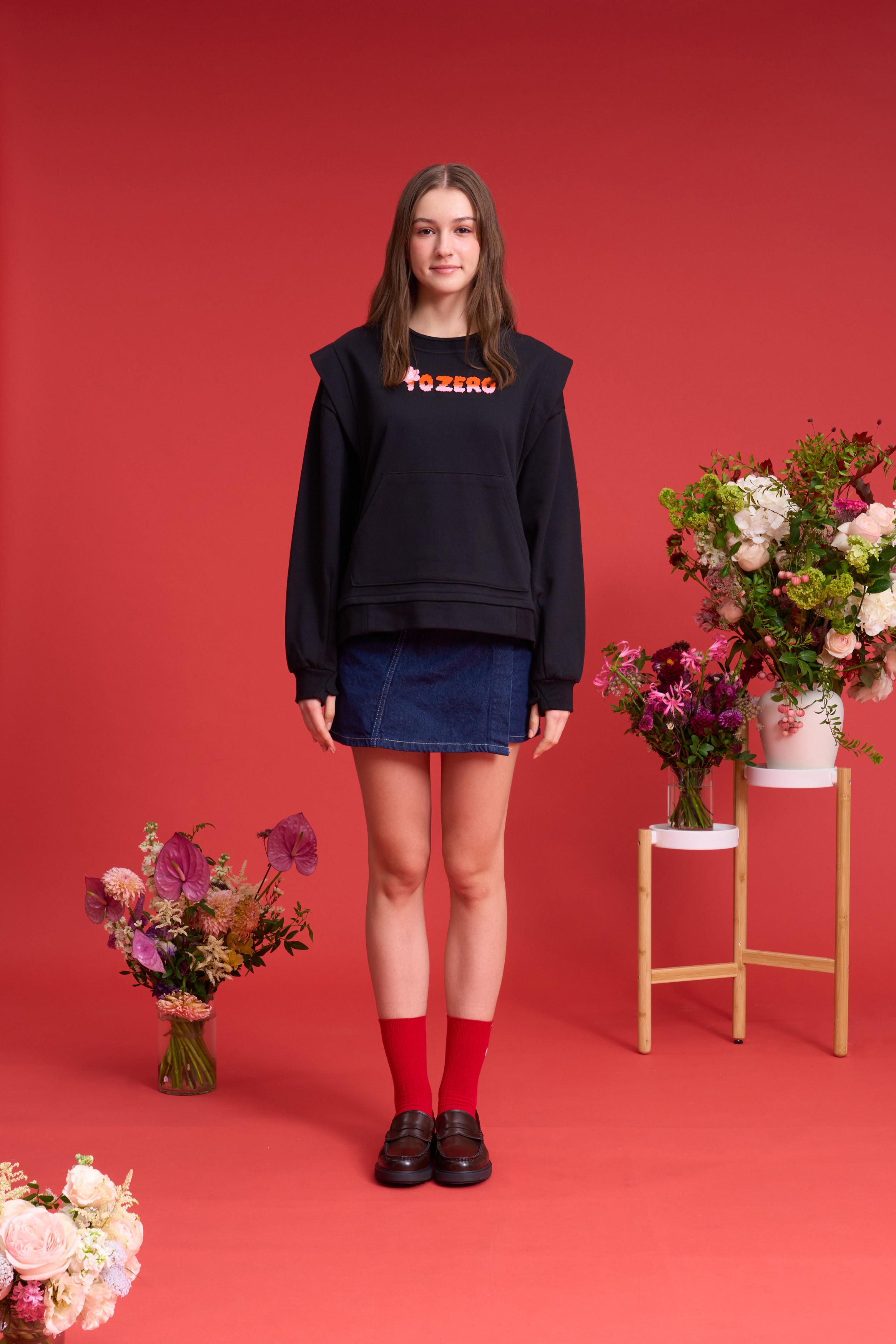 TO ZERO 'Blossom ' TOOTHBRUSH-EMBROIDERED SWEATER (BLACK)