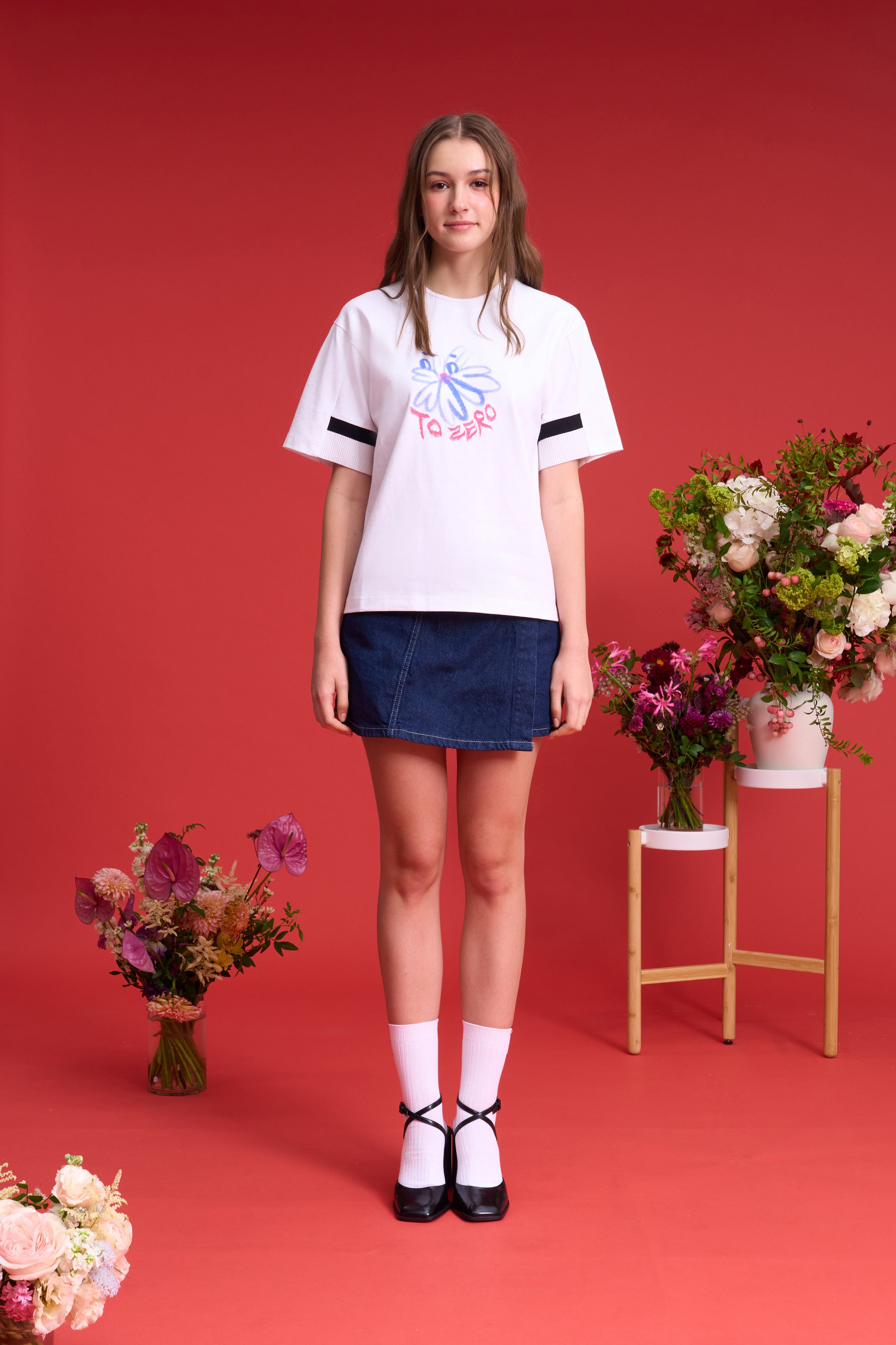 TO ZERO 'Spray Flower' T-SHIRT (WHITE)