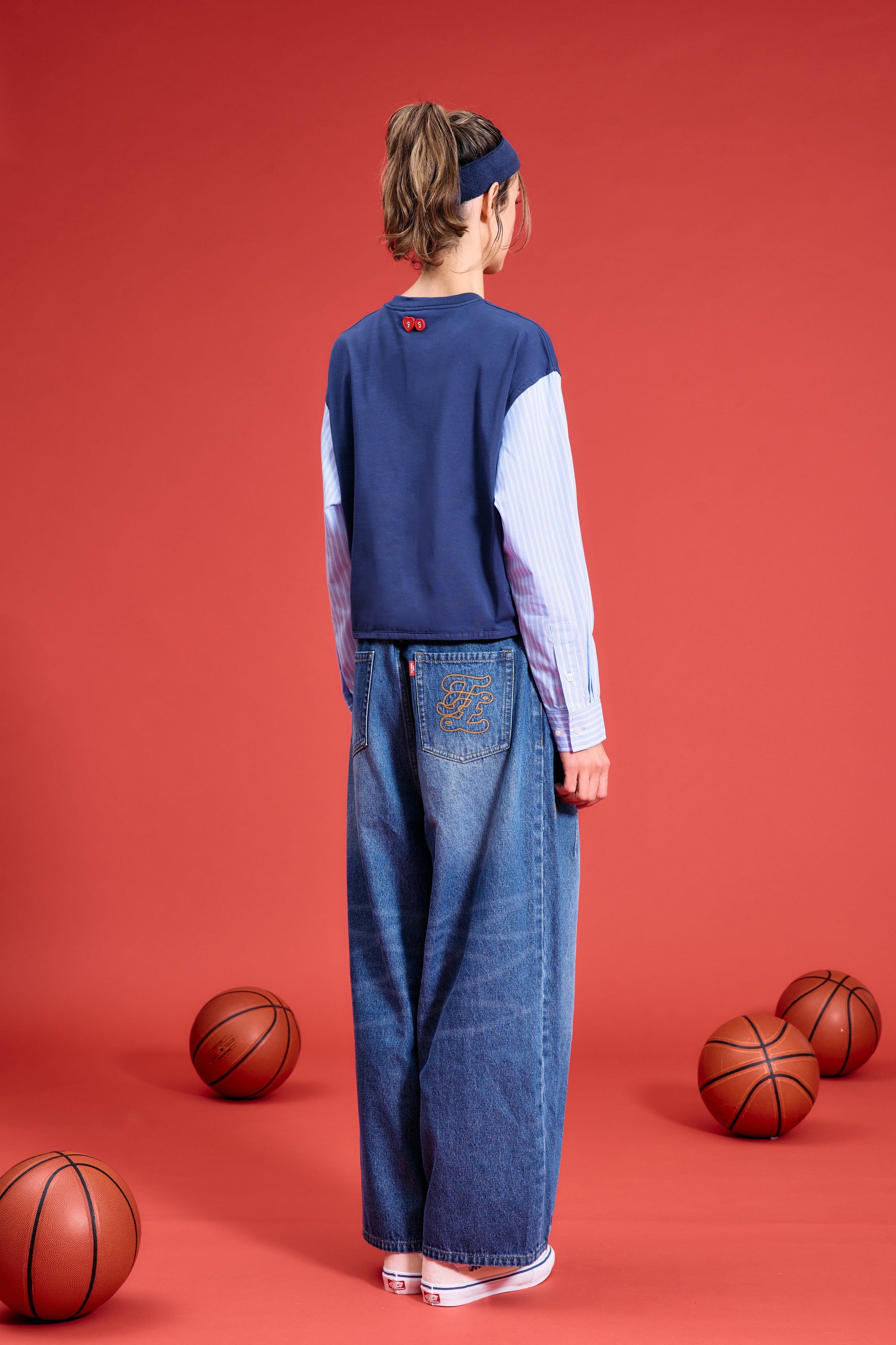 TO ZERO 'TZ VARSITY ' 繭桶形牛仔褲