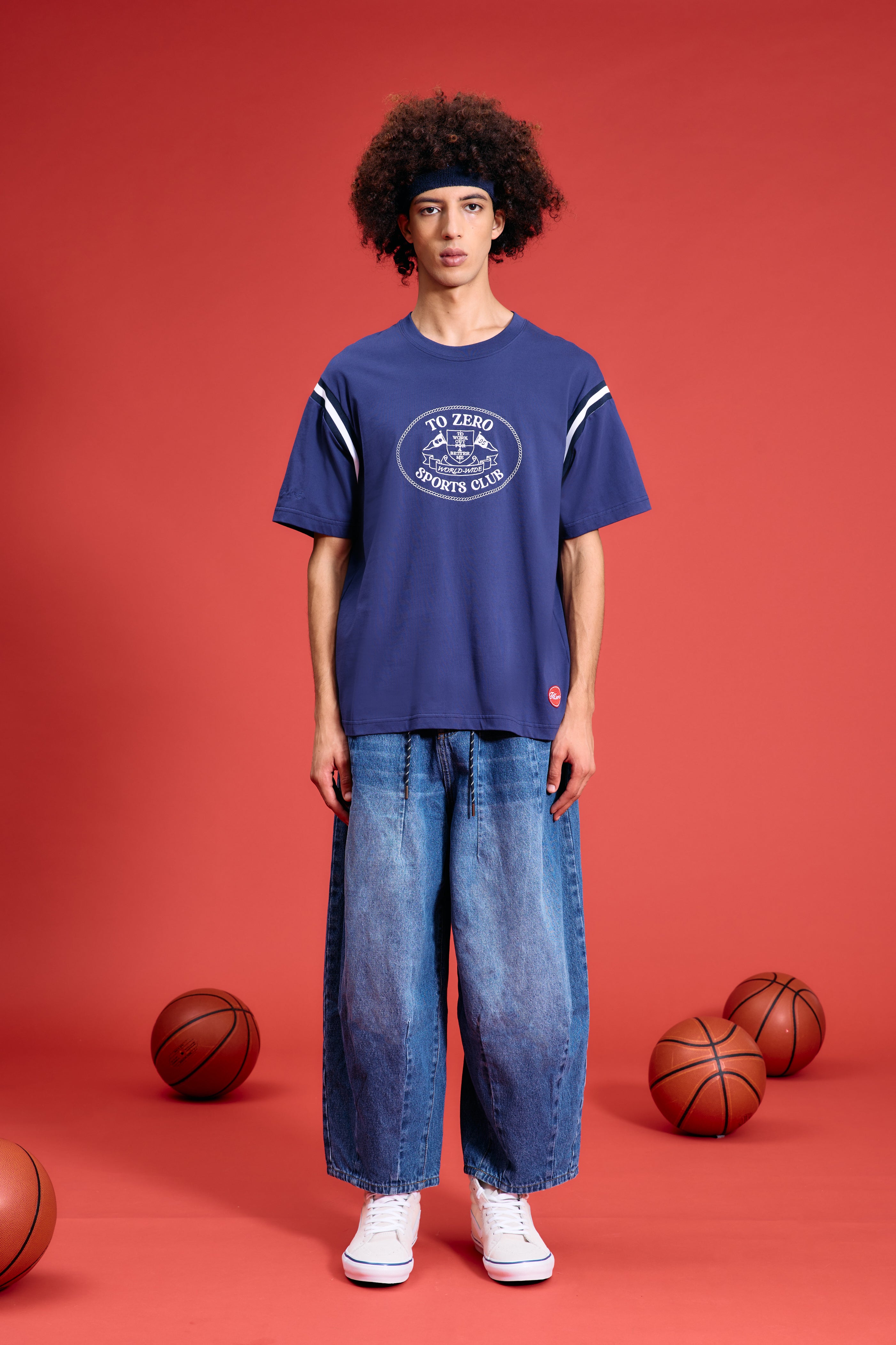 TO ZERO 'SPORTS CLUB' SHOULDER INSET T-SHIRT (NAVY)