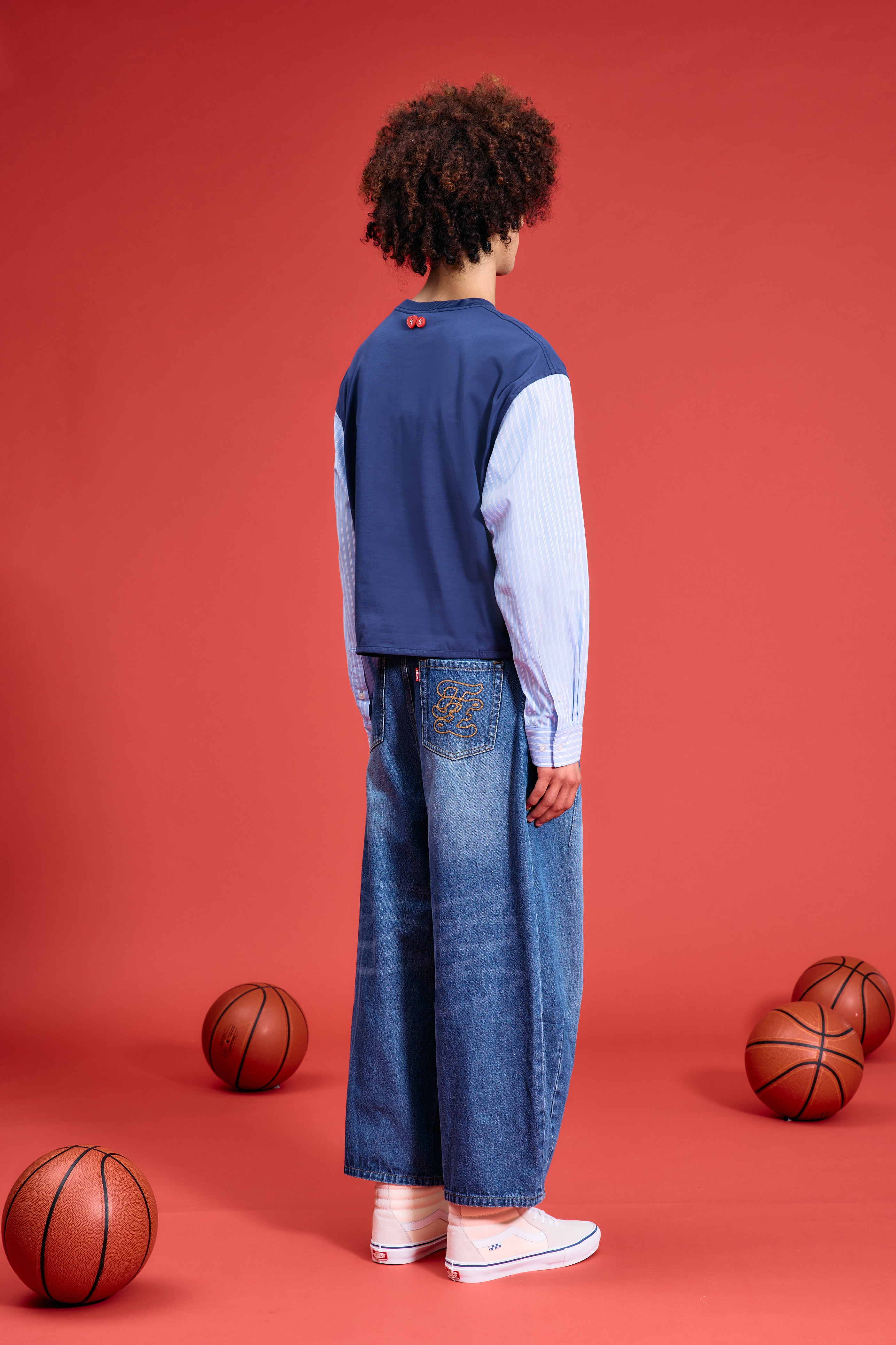 TO ZERO 'TZ VARSITY ' 繭桶形牛仔褲