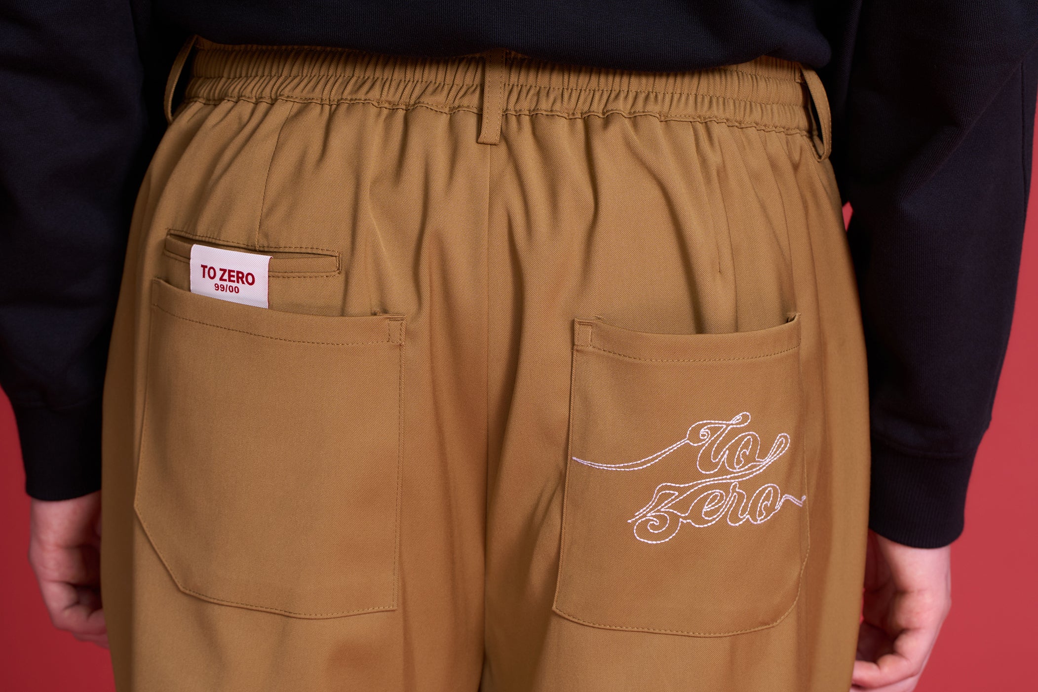 TO ZERO GUITAR PICK & LEATHER POUCH FLARE PANTS (SAND)