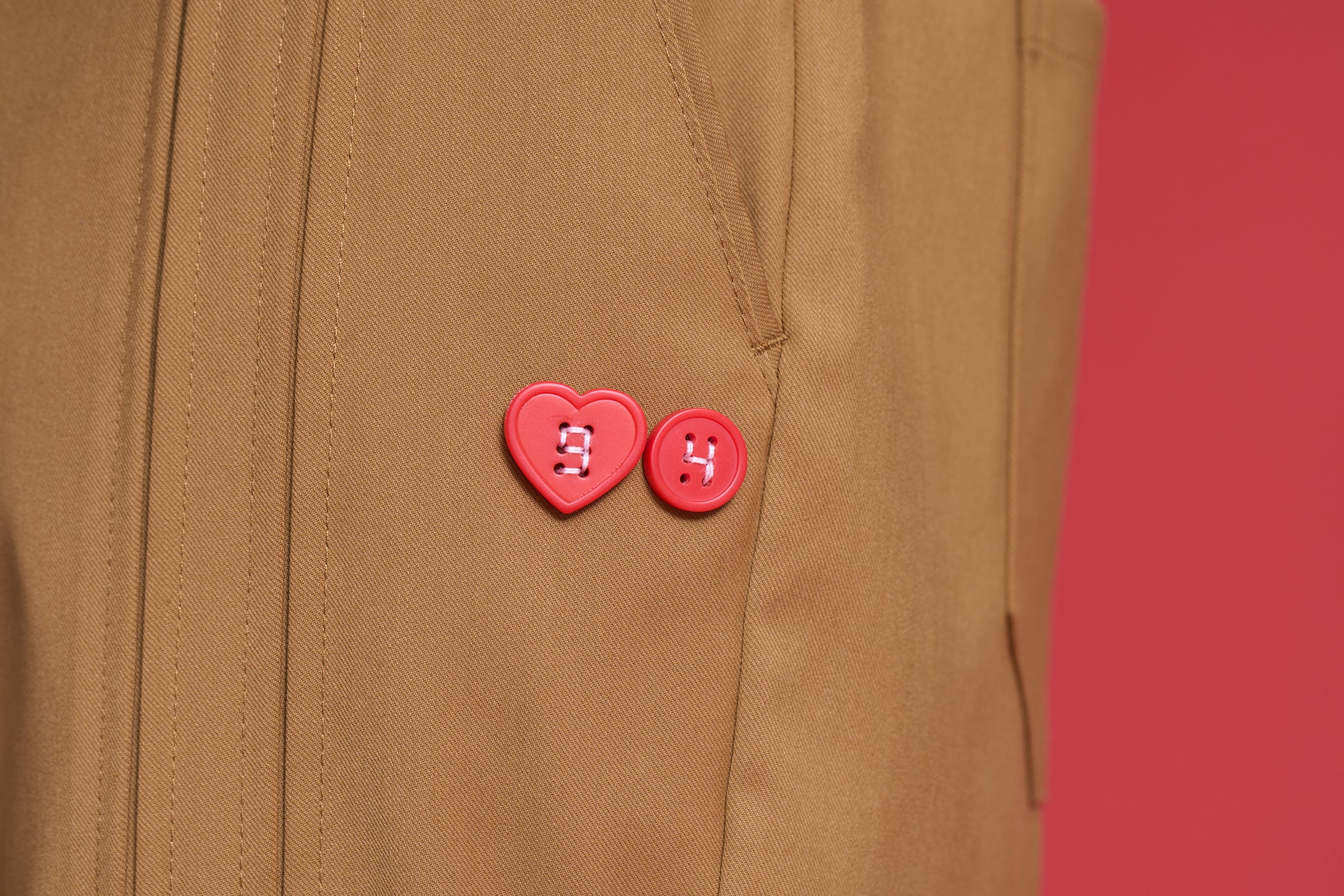 TO ZERO GUITAR PICK & LEATHER POUCH FLARE PANTS (SAND)