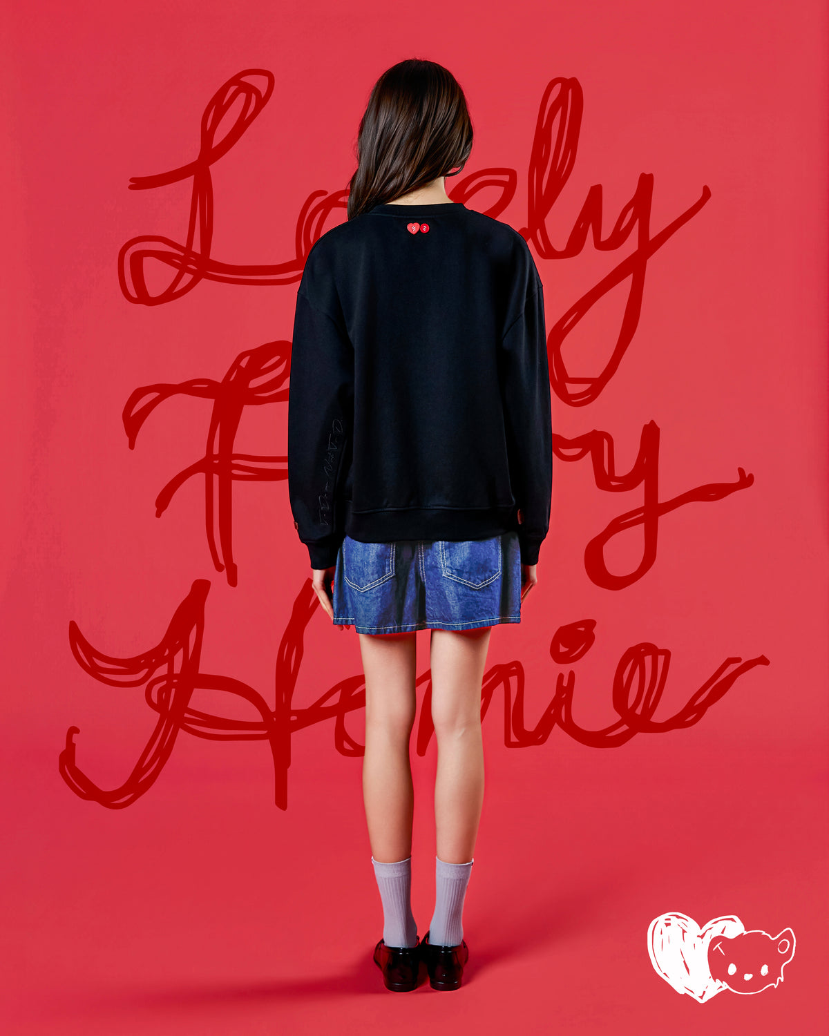 'XOXO LOVELY FURRY' CREWNECK SWEATSHIRT (BLACK)